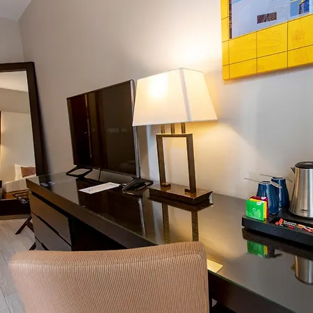 Lion'S Garden Hotel-2
