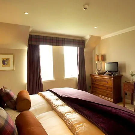 Loch Ness Lodge-2
