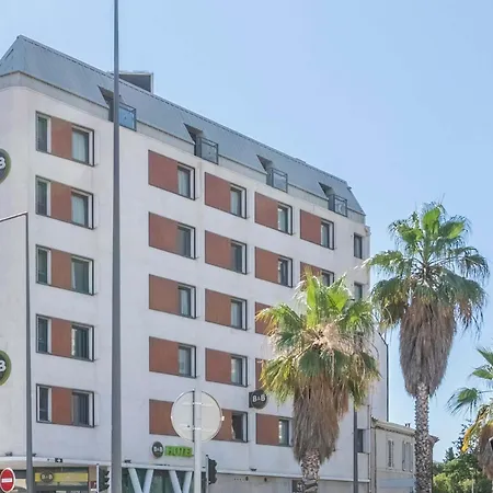 B&B HOTEL Marseille Centre La Timone-3