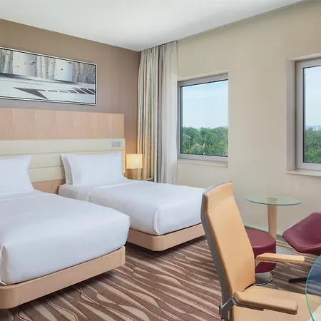 Hilton Frankfurt Airport-3
