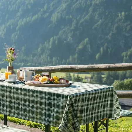 Oberlechtaler Hof Boutique Hotel-3