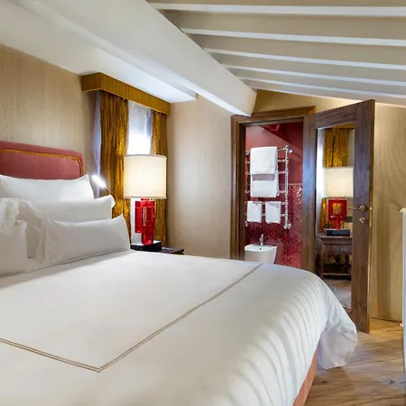 The James Suite Hotel Firenze 1564 - Small Luxury Hotels Of The World-2