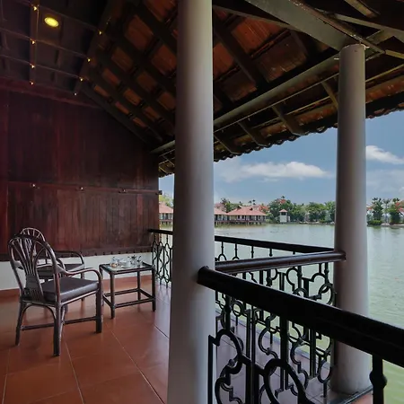 Sterling Lake Palace Alleppey-2