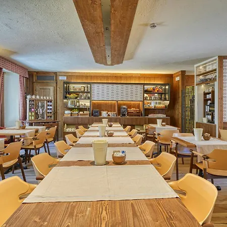Hotel Du Grand Paradis - 1899 Auberge Boutique-3