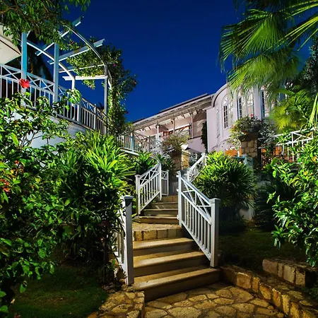 Round Hill Hotel & Villas-2