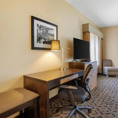 Best Western Plus College Park Hotel-2