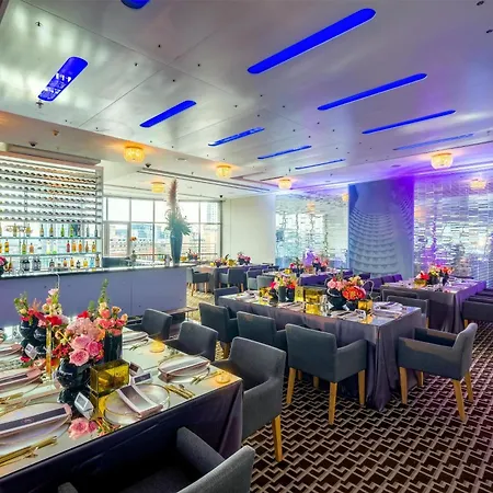 Radisson Blu Gautrain Hotel, Sandton Johannesburg-3