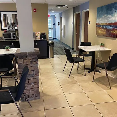 Microtel Inn & Suites By Wyndham Waynesburg-2
