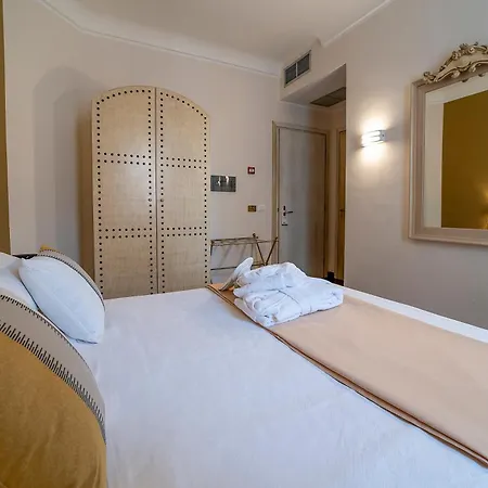 Hotel Vecchio Borgo-3