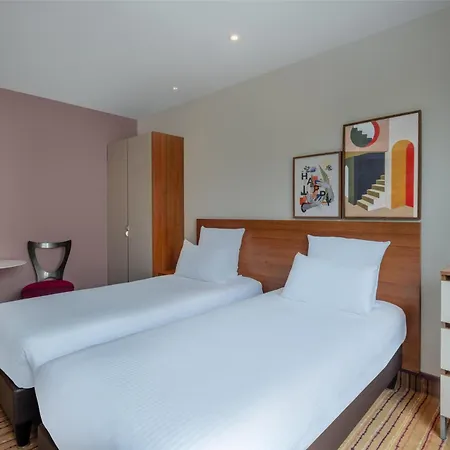 Spark By Hilton Lyon Ouest-2