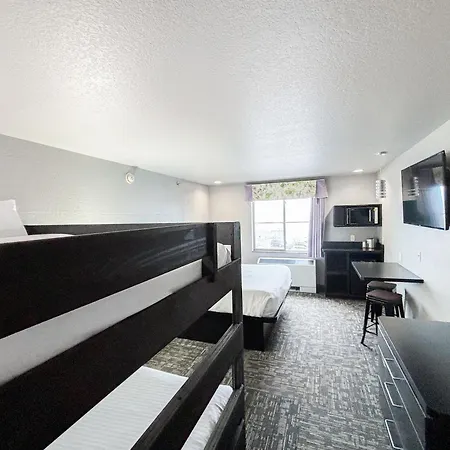 Metropolis Resort - Eau Claire-2