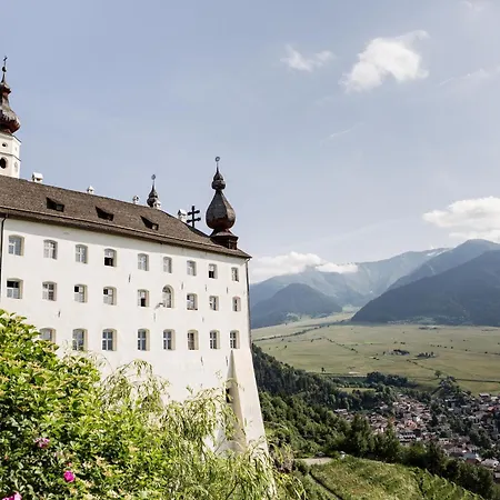 Hotel Tyrol-3