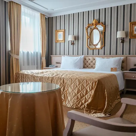 Imperial Hotel & Restaurant-2
