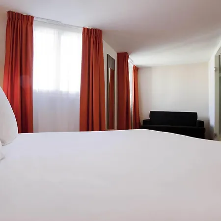 ibis Styles Rennes Centre Gare Nord-3