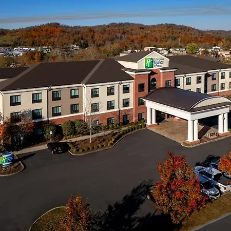 Holiday Inn Express & Suites Fairmont By Ihg-3
