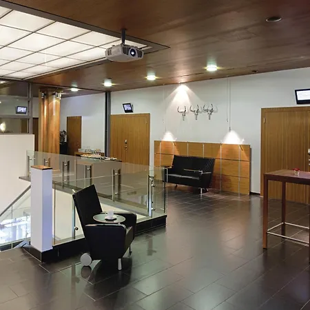 Mövenpick Hotel Zürich-Airport-3