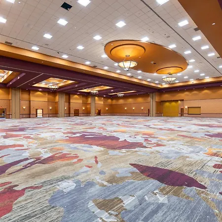 Embassy Suites Northwest Arkansas - Hotel, Spa & Convention Center-2