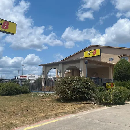 Super 8 By Wyndham Decatur Texas-2