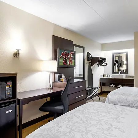 Red Roof Inn Plus+ Pittsburgh South - Airport-3