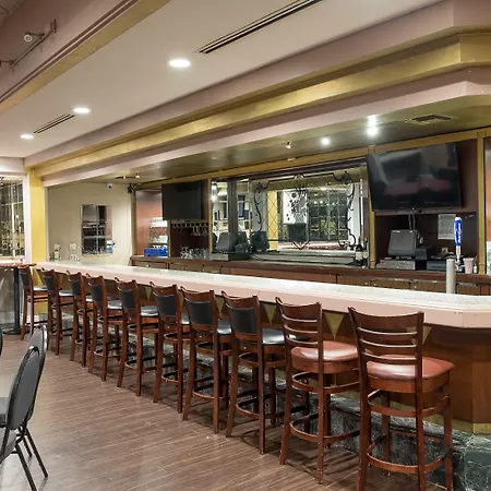Howard Johnson By Wyndham Fullerton/Anaheim Conference Cntr-3