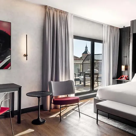 Radisson Red Madrid-3