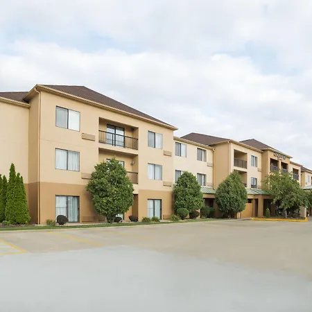 Courtyard By Marriott Springfield-2