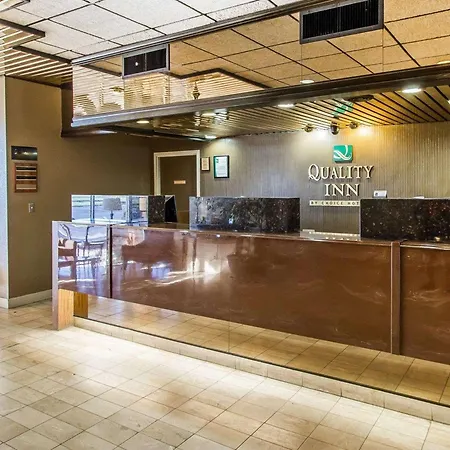Quality Inn Ada Near University-2