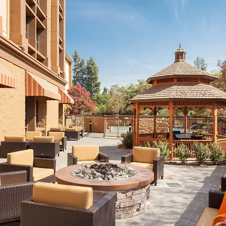 Courtyard By Marriott Santa Rosa-2