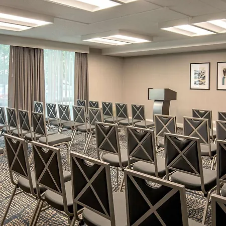 Doubletree By Hilton Hotel And Conference Center Chicago North Shore-2