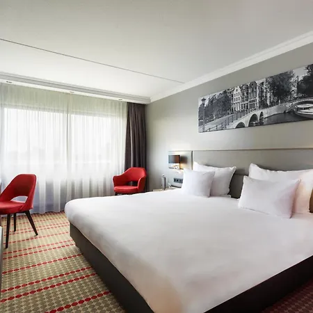 Ramada By Wyndham Amsterdam Airport Schiphol-3