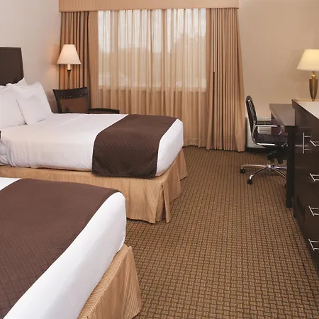 Wyndham Independence-2