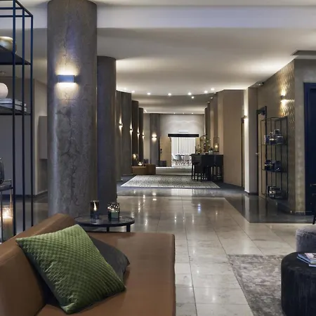 M Hotel-3
