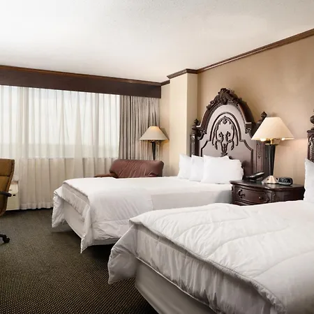 Mcm Elegante Hotel & Conference Center-3