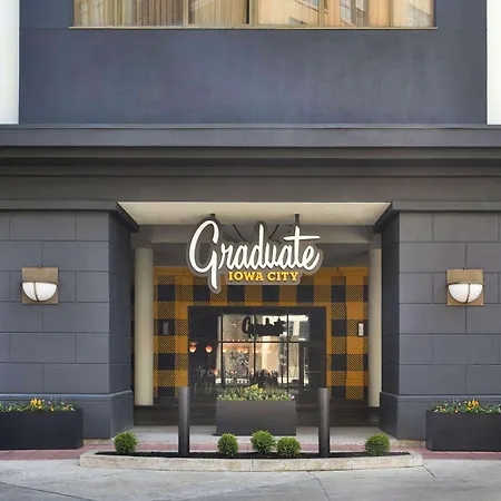 Graduate By Hilton Iowa City-2