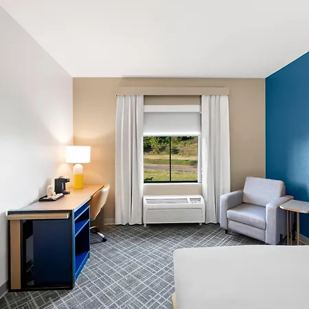 Comfort Inn & Suites Fort Smith I-540-3