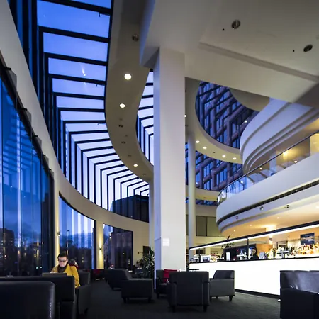 Hotel Grand Chancellor Hobart-2