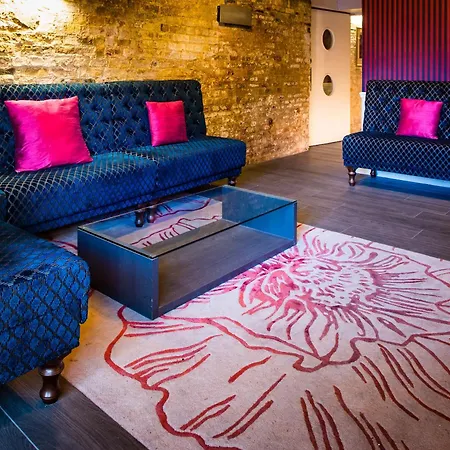 The Varsity Hotel & Spa-3