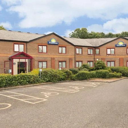 Days Inn Magor-3