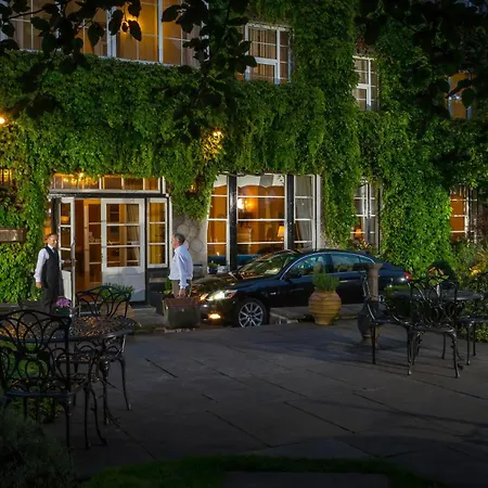 Old Ground Hotel-2