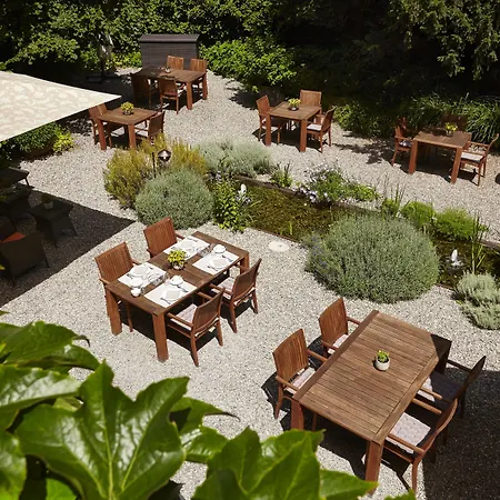 Steinenschanze Charming City & Garden Hotel-2
