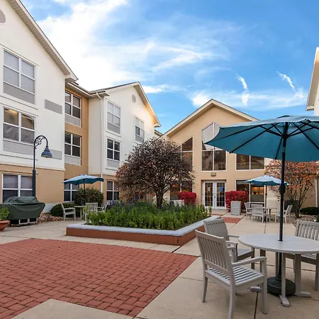 Hampton Inn & Suites Chicago-Hoffman Estates-2