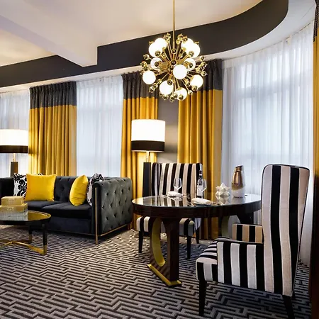 Hotel Metro, Autograph Collection-3