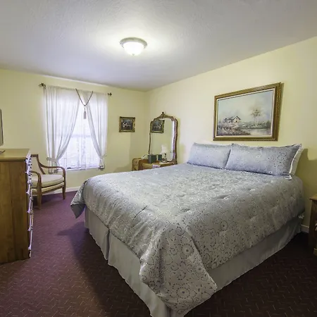 Historic Cary House Hotel-2