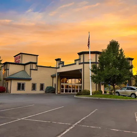 Oxford Suites Pendleton-3