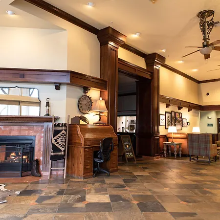 Oxford Suites Pendleton-2