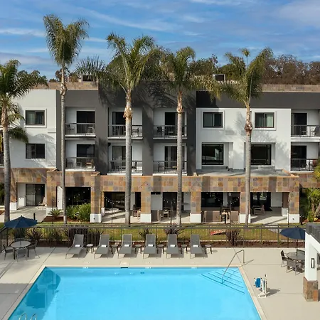 Courtyard By Marriott San Diego Carlsbad-3