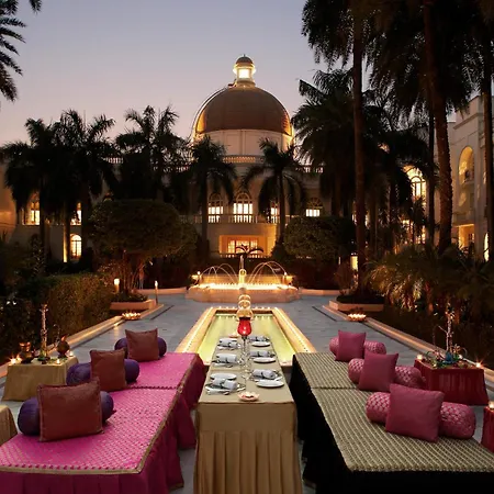 Taj Mahal Lucknow-3