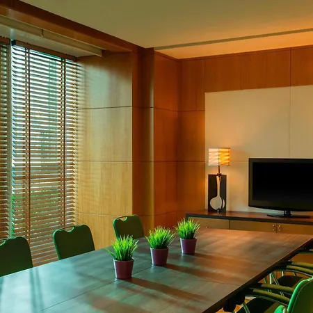 Four Points By Sheraton Sheikh Zayed Road-3