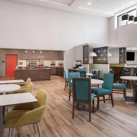 Hampton Inn & Suites Fort Myers Beach/Sanibel Gateway-3