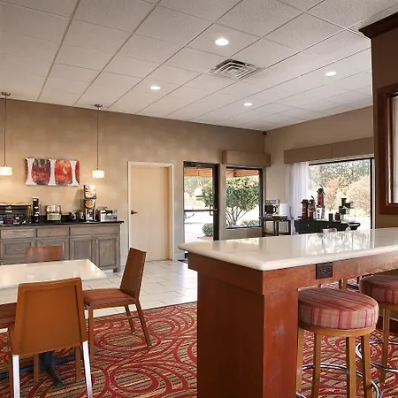 Americas Best Value Inn & Suites Bastrop-2